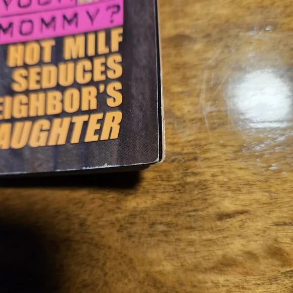 Vintage Cheri Magazine January 2007 Issue - Picture 8 of 8